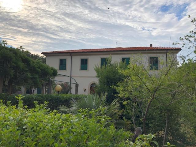 Room In Villa -Livorno - Montenero Exterior foto