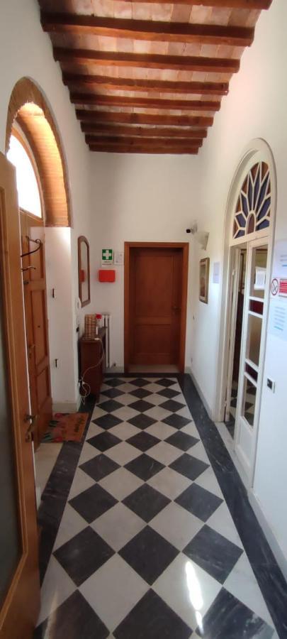 Room In Villa -Livorno - Montenero Exterior foto