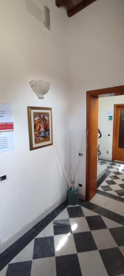 Room In Villa -Livorno - Montenero Exterior foto